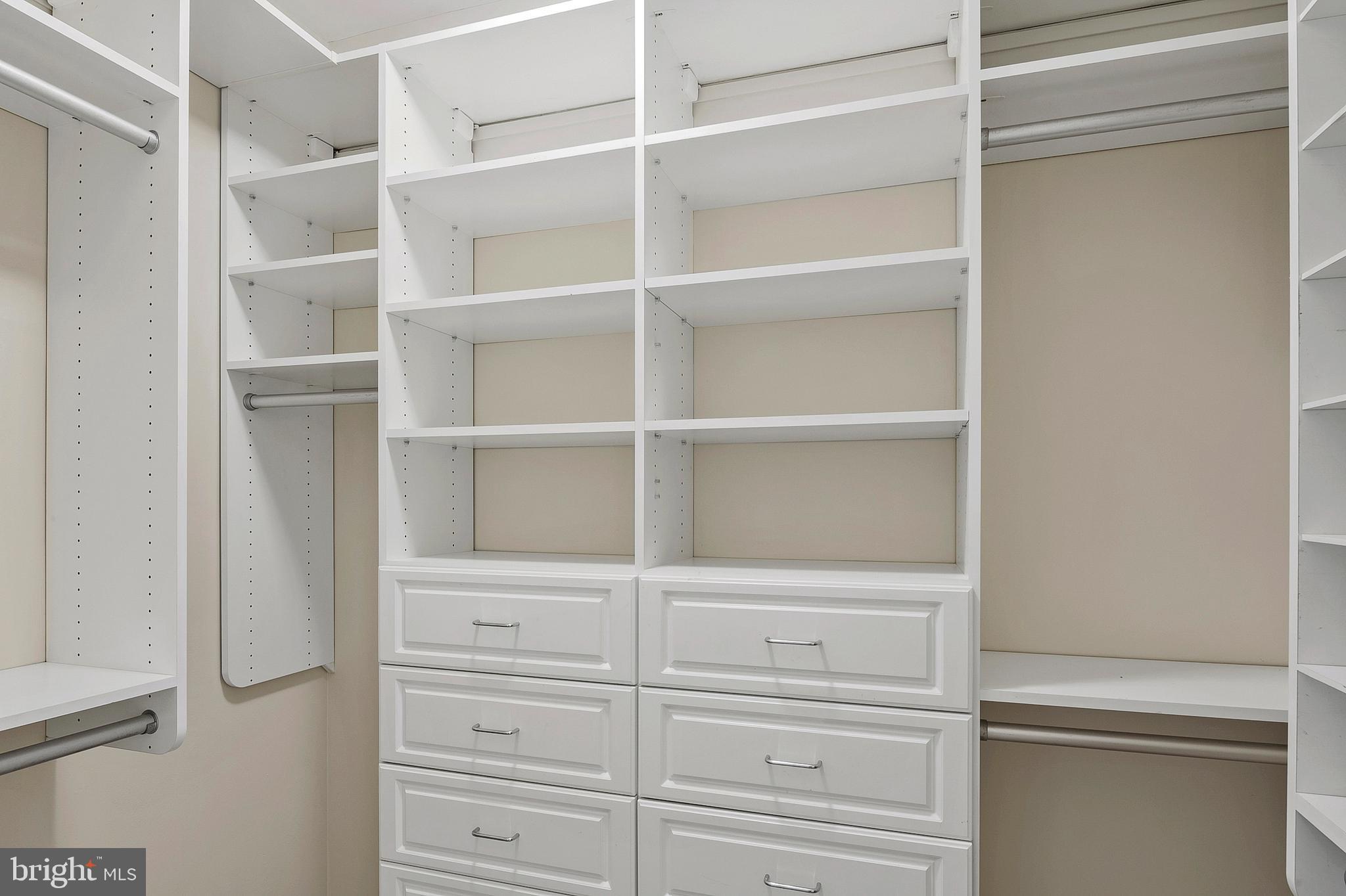 2408 Powderhorn Way Crofton, MD 21114 - Photo 27 of 48 Walk In Closet