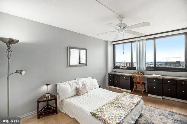 $250,000 | 1326 Spruce Street, Unit 1908, Philadelphia, PA 19107