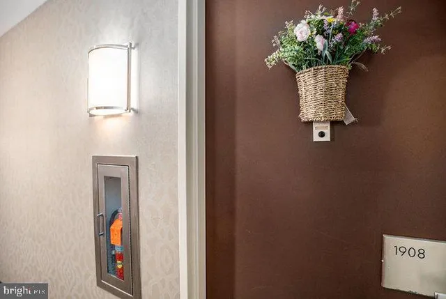 $250,000 | 1326 Spruce Street, Unit 1908, Philadelphia, PA 19107