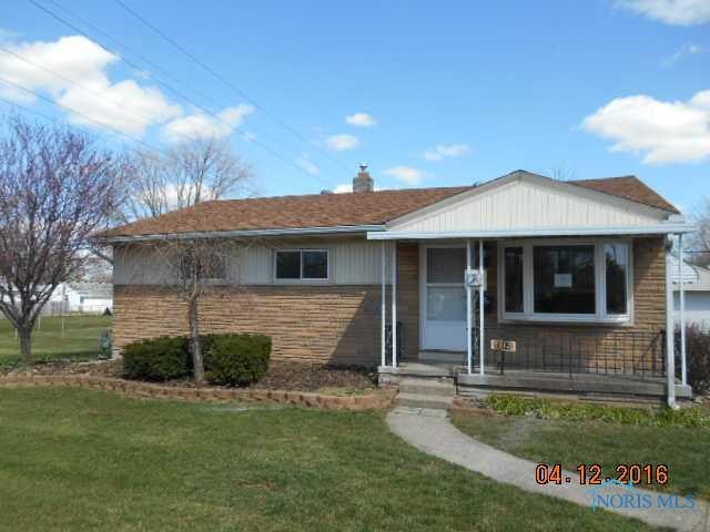5412 Bennett Road Toledo, OH 43612 - Photo 1 of 8 Exterior Front.