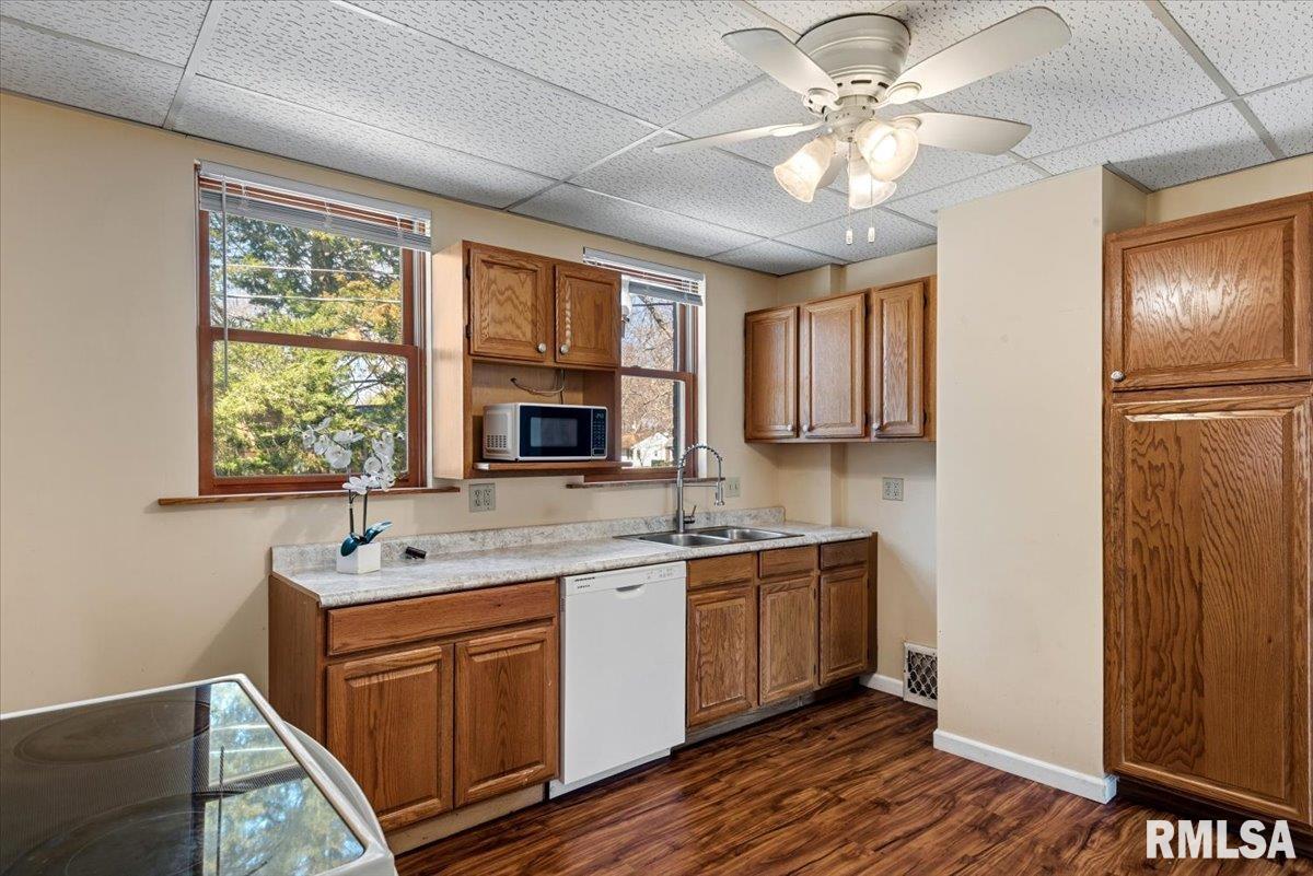 2817 South Park Avenue Springfield, IL 62704 - Photo 16 of 41