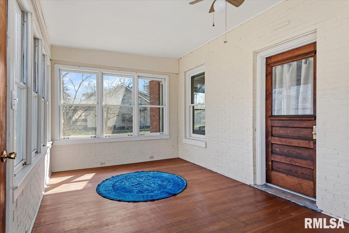 2817 South Park Avenue Springfield, IL 62704 - Photo 4 of 41