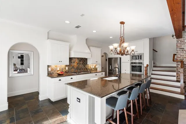 $730,000 | 2112 Westchester Drive, Mansfield, TX 76063