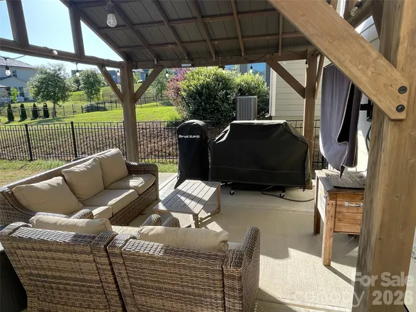 $640,000 | 12412 Current Drive, Charlotte, NC 28278