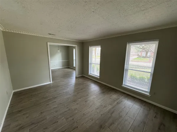 $2,595 | 11821 Westmere Drive, Houston, TX 77077