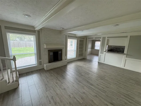 $2,595 | 11821 Westmere Drive, Houston, TX 77077