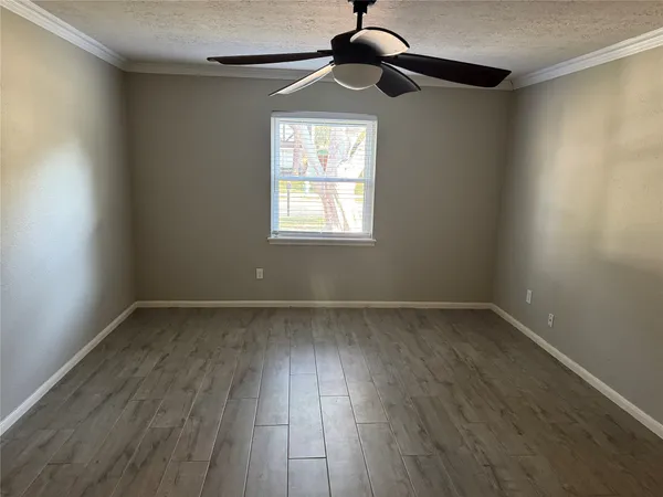 $2,595 | 11821 Westmere Drive, Houston, TX 77077