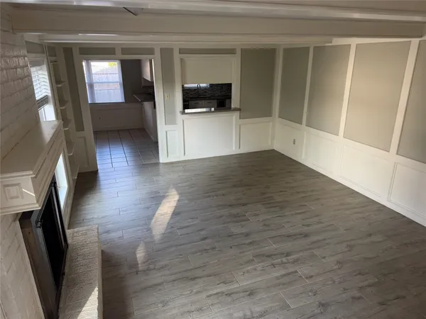 $2,595 | 11821 Westmere Drive, Houston, TX 77077