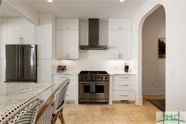 $4,500,000 | 52-56 East Broad Street, Savannah, GA 31401