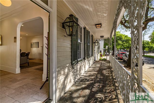 $4,500,000 | 52-56 East Broad Street, Savannah, GA 31401