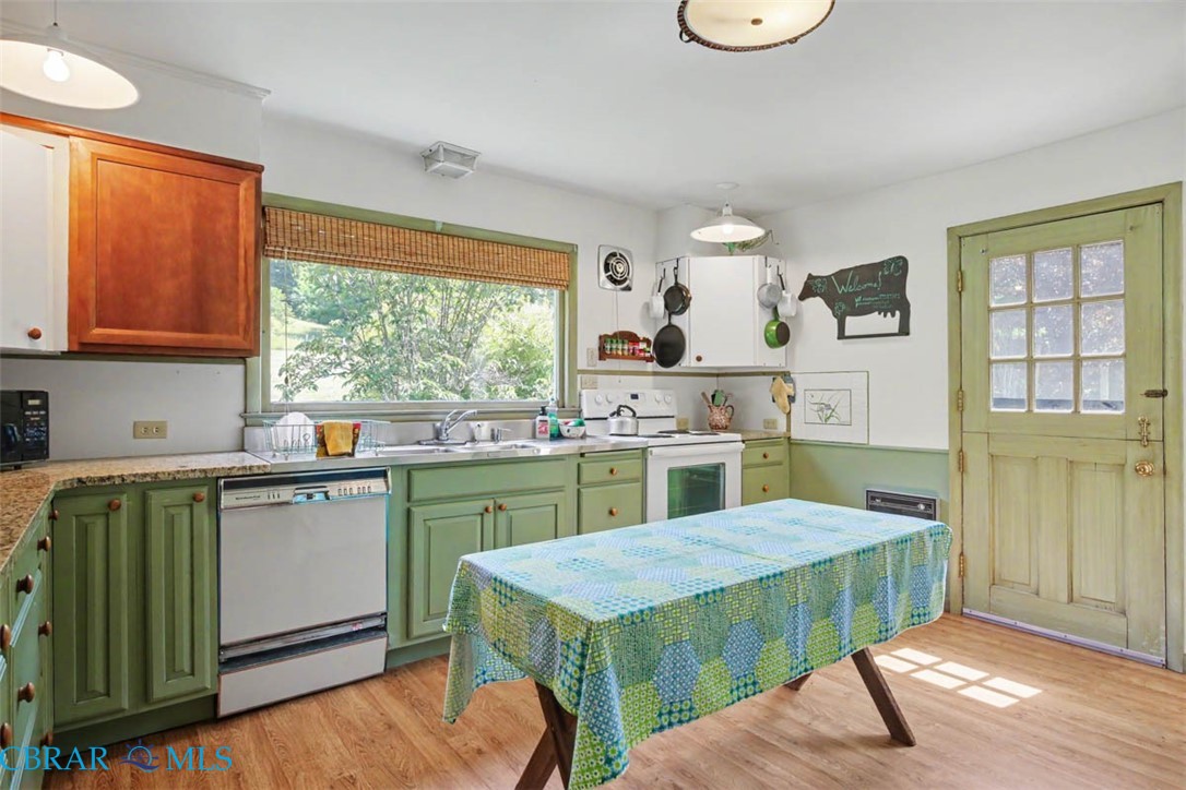 531 Lowland Farm Road Hot Springs, VA 24445 - Photo 23 of 50
