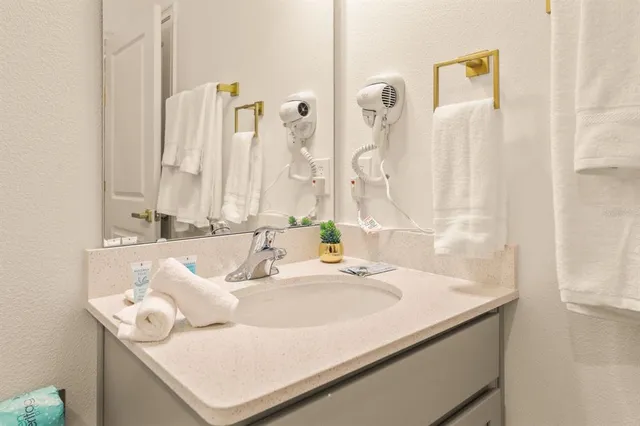 $1,299,000 | 10293 Ebb Tide Lane, Orlando, FL 32821