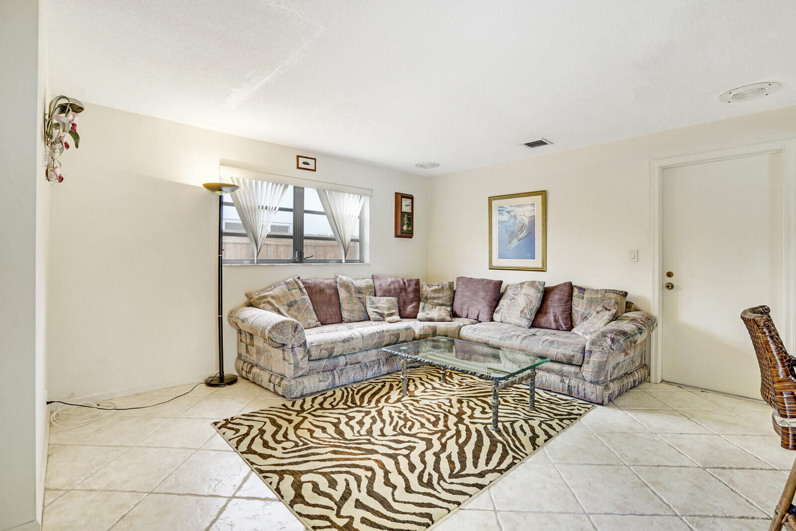 320 Northeast 3rd Court Boca Raton, FL 33432 - Photo 11 of 33 25_Image_15_mls