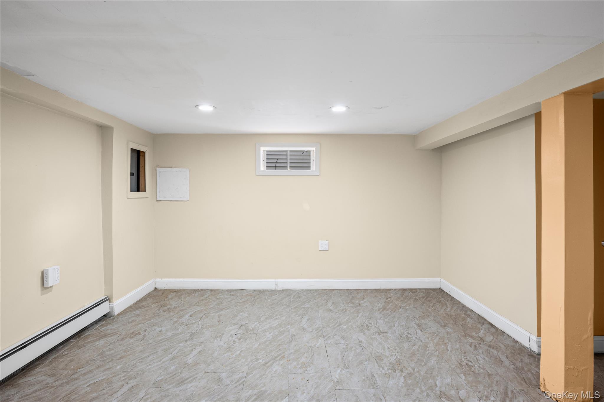 85 Todd Road Valley Stream, NY 11580 - Photo 26 of 29