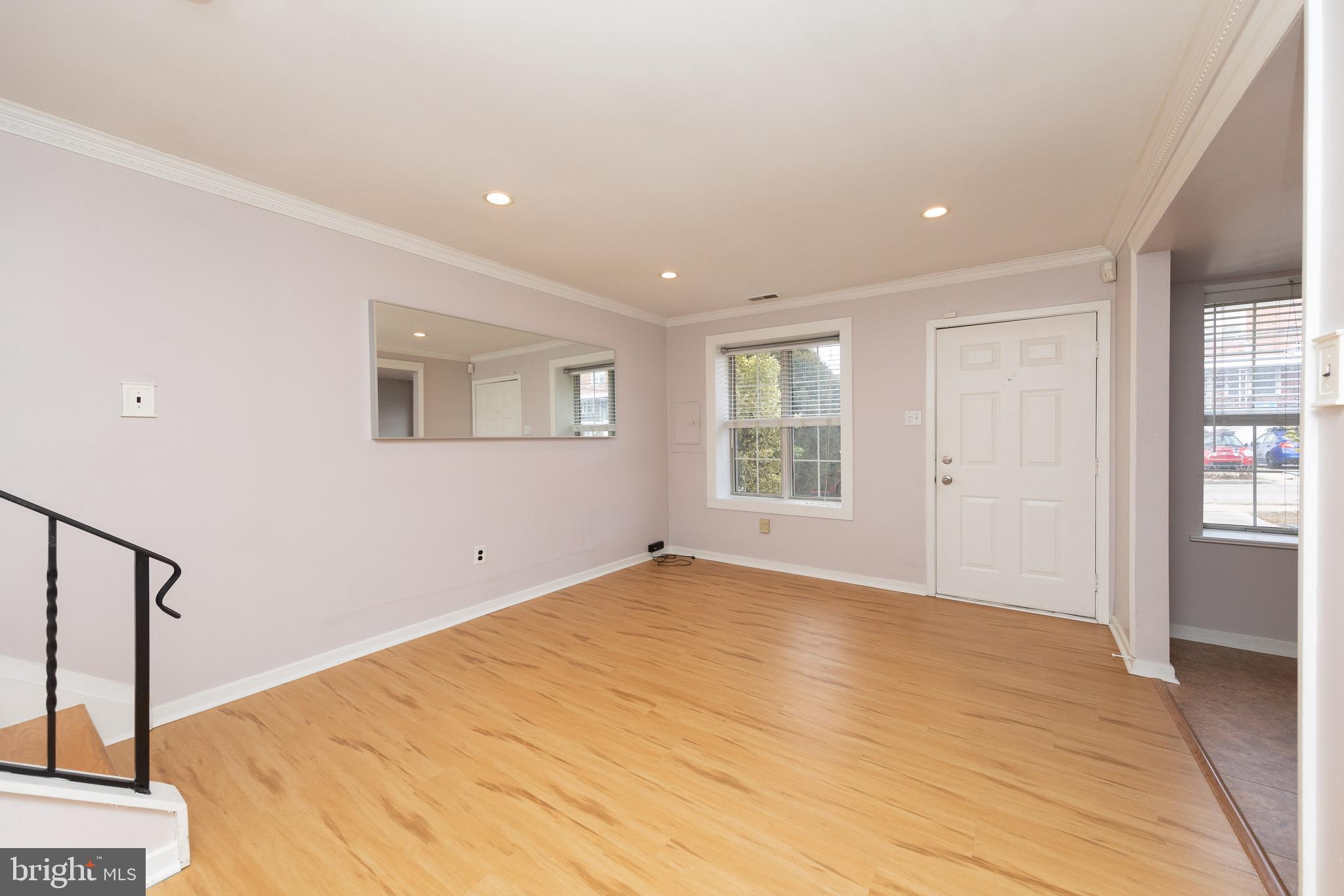 305 Ripka Street, Unit A Philadelphia, PA 19128 - Photo 6 of 26 LR with large front Window