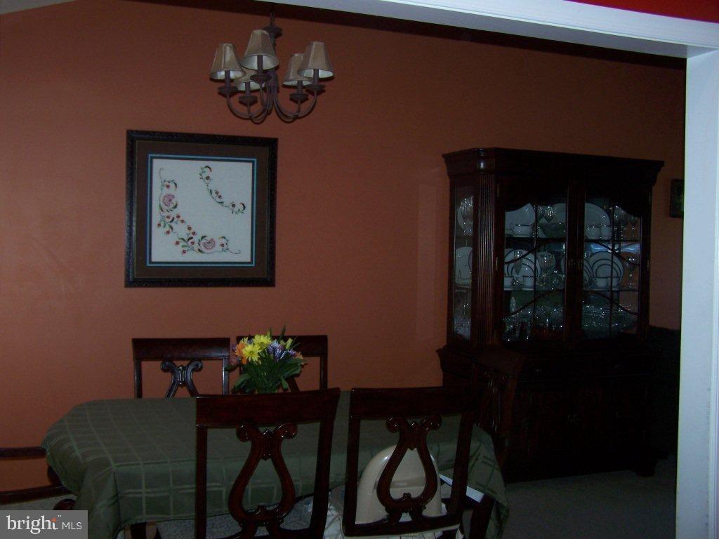 2058 Sheaffer Road Elizabethtown, PA 17022 - Photo 7 of 12