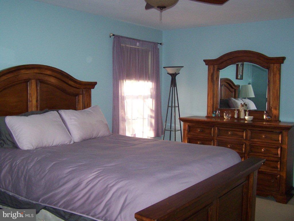 2058 Sheaffer Road Elizabethtown, PA 17022 - Photo 8 of 12