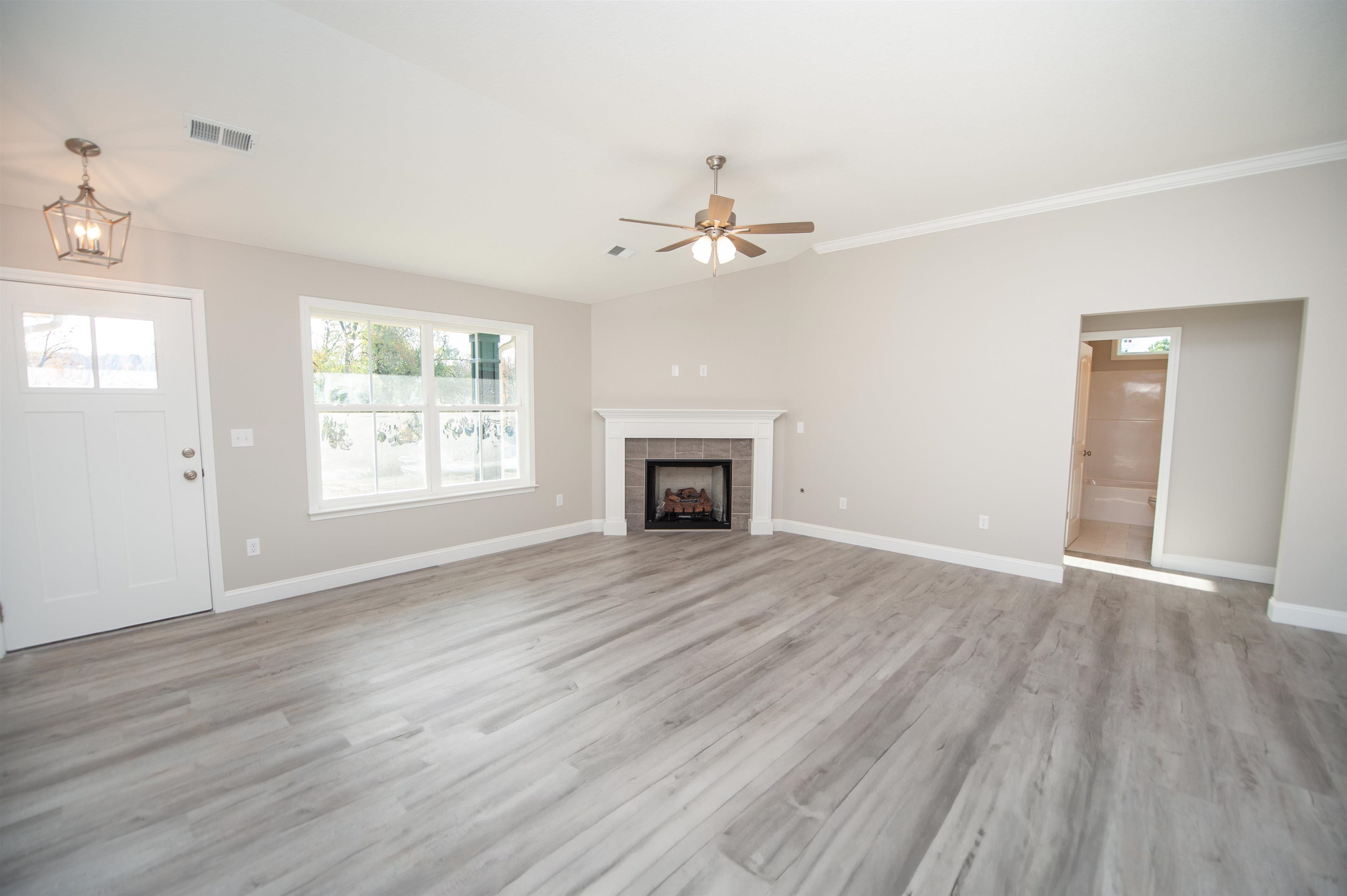 1008 Patch Drive Spartanburg, SC 29302 - Photo 2 of 24