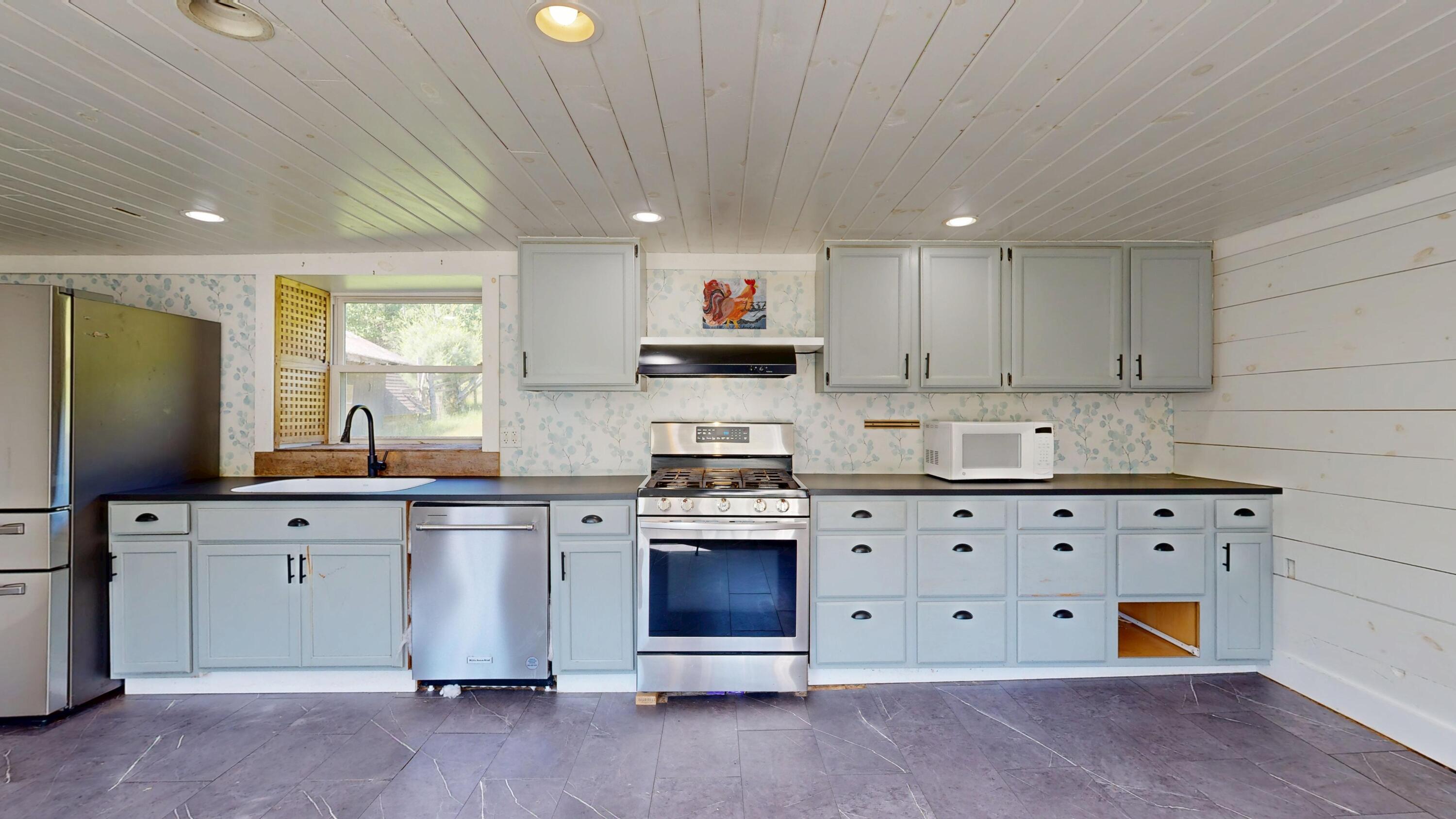 1337 Edes Falls Road Harrison, ME 04040 - Photo 7 of 44