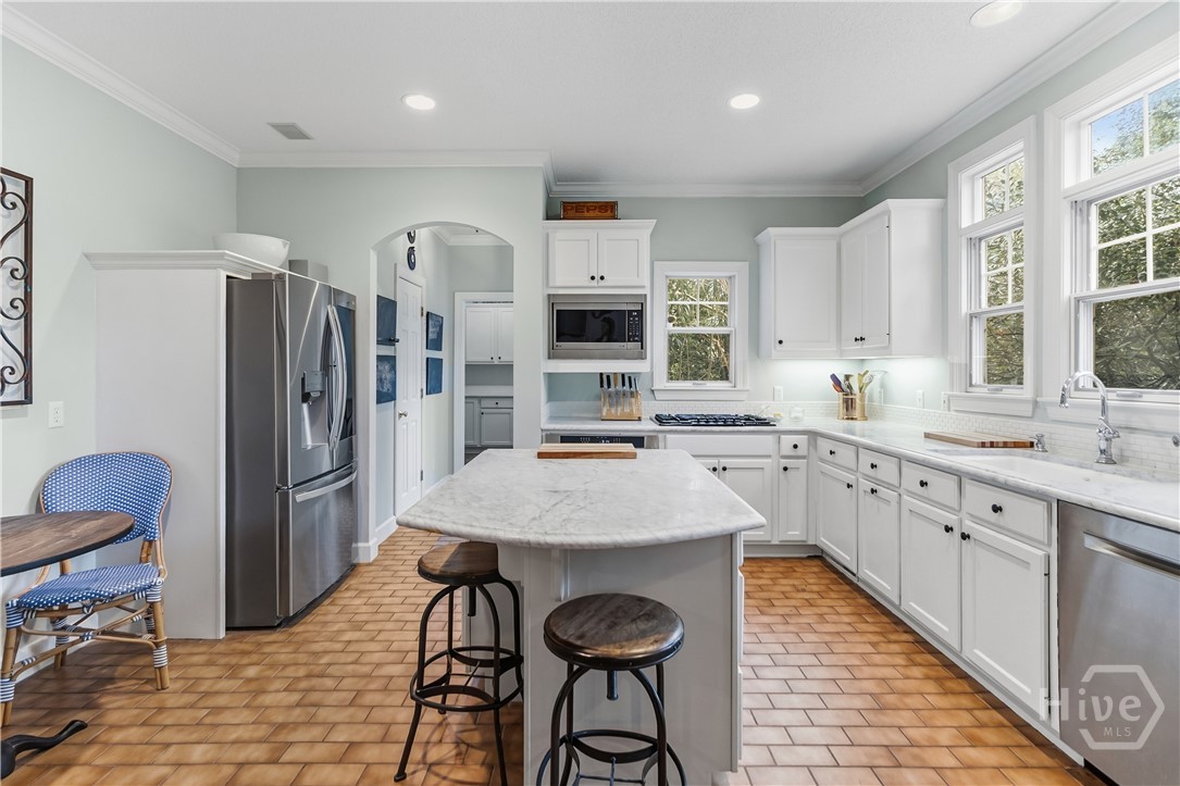 41 Grimball Point Road Savannah, GA 31406 - Photo 15 of 53 Kitchen