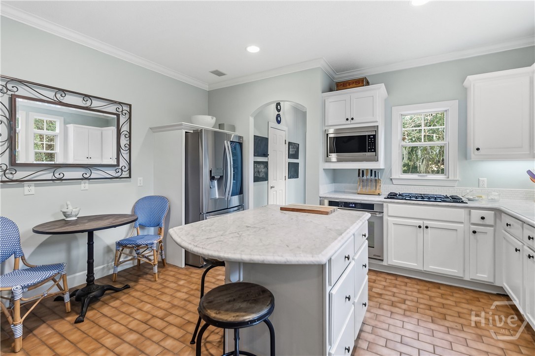 41 Grimball Point Road Savannah, GA 31406 - Photo 18 of 53 Kitchen