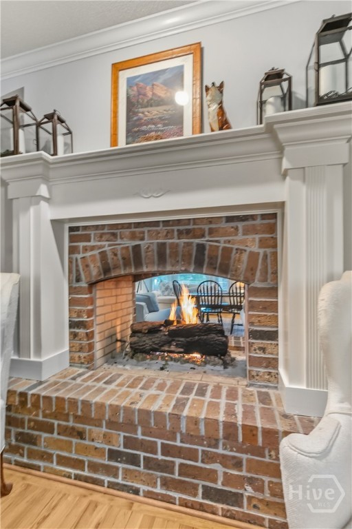 41 Grimball Point Road Savannah, GA 31406 - Photo 10 of 53 See thru fireplace - Living Room