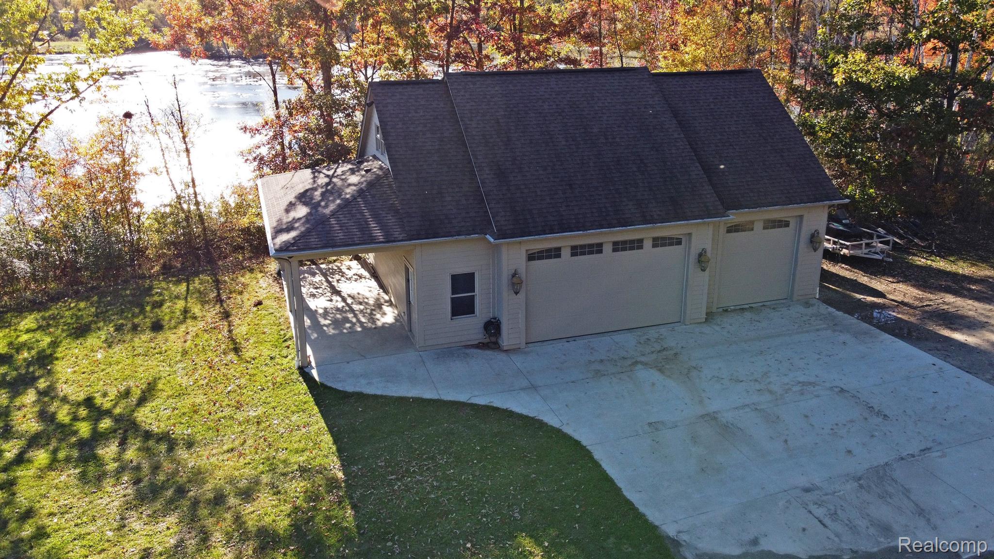 1372 McKail Road Leonard, MI 48367 - Photo 64 of 92 2nd garage - 2 story with loft