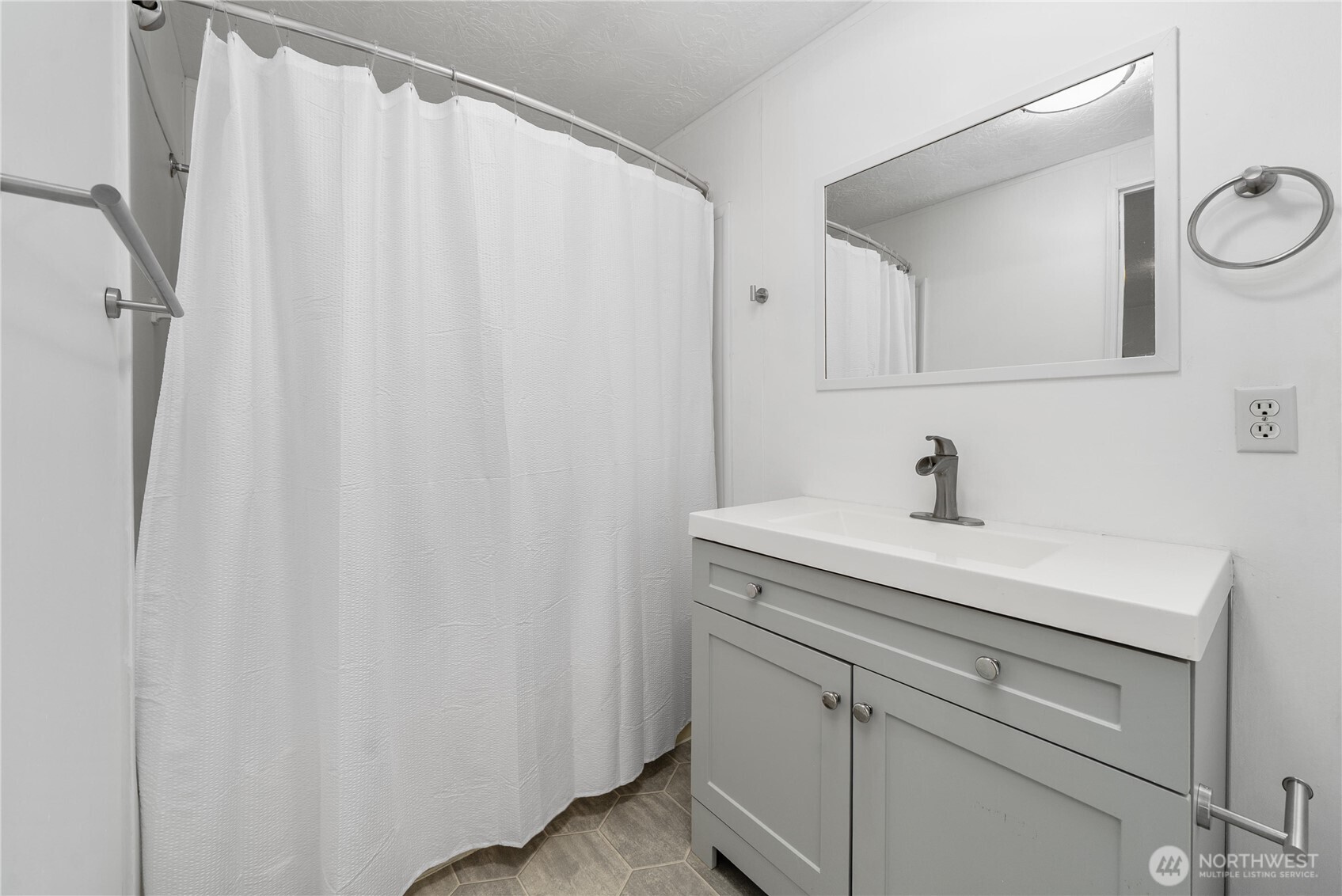 4500 Ruddell Road Southeast, Unit 10 Lacey, WA 98503 - Photo 13 of 27 Gallery Image 13