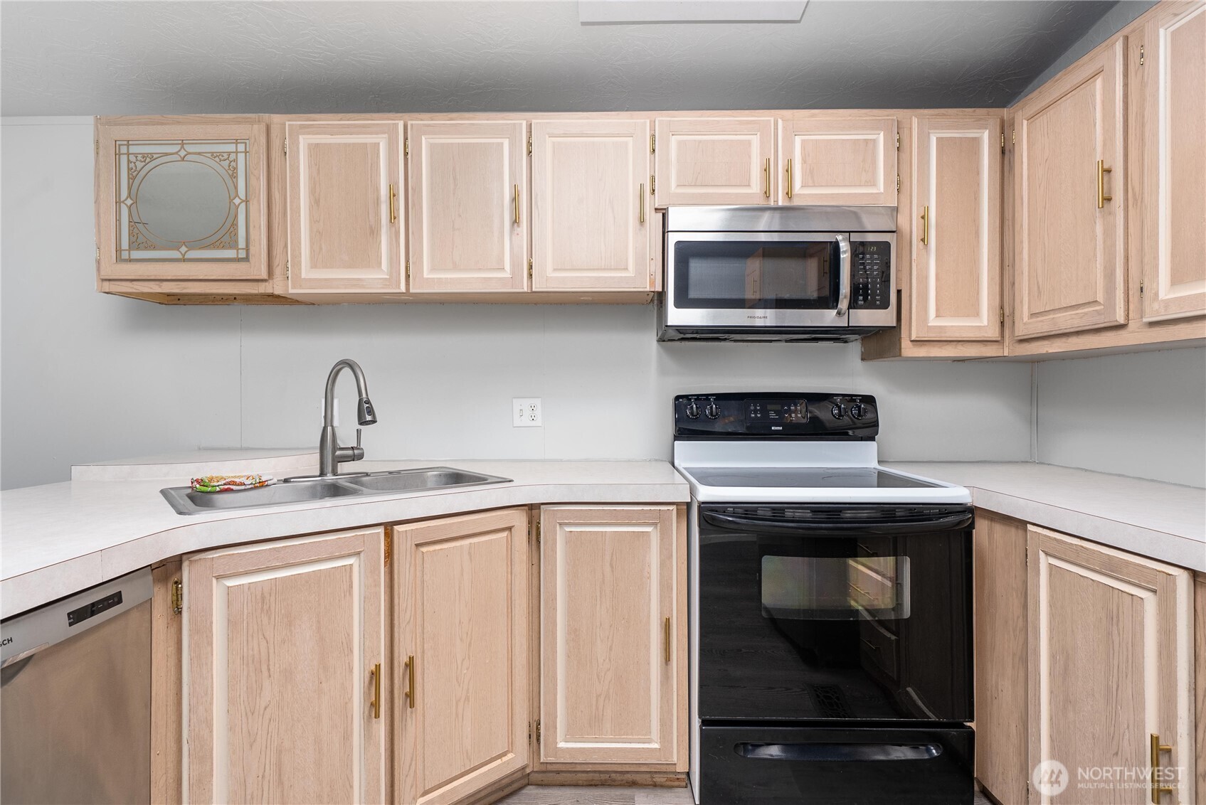 4500 Ruddell Road Southeast, Unit 10 Lacey, WA 98503 - Photo 9 of 27 Gallery Image 9