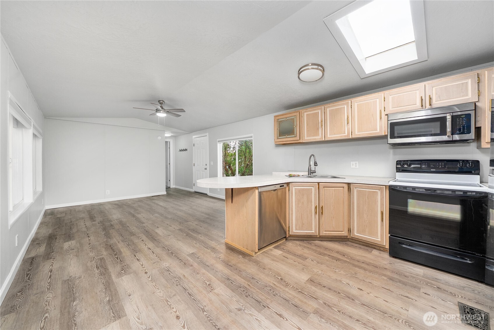 4500 Ruddell Road Southeast, Unit 10 Lacey, WA 98503 - Photo 10 of 27 Gallery Image 10