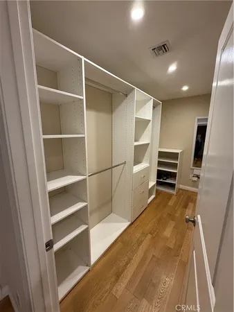 $5,995 | 5906 Graves Avenue, Encino, CA 91316