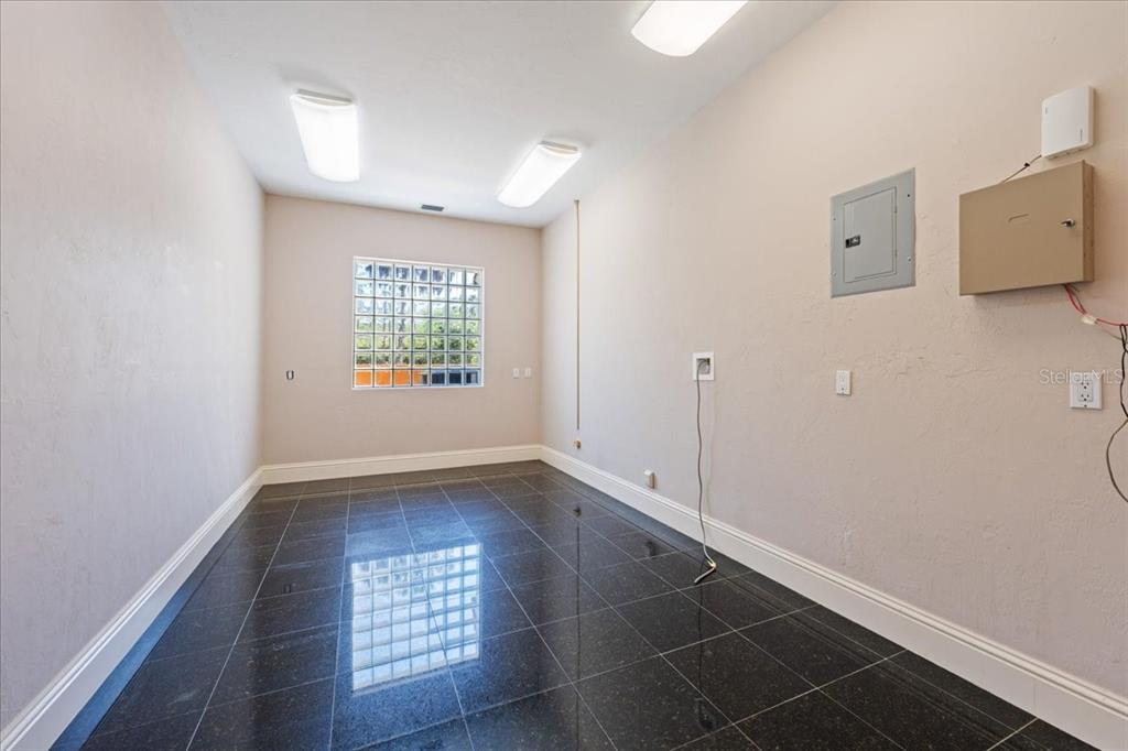 5237 Mahogany Ridge Drive Naples, FL 34119 - Photo 46 of 94