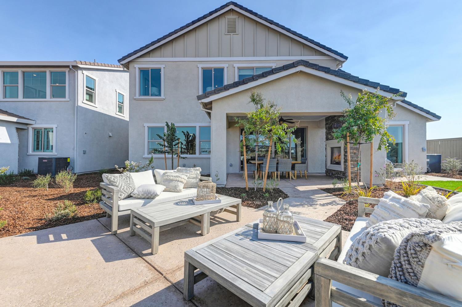 2009 Arbor Rdg Drive Roseville, CA 95747 - Photo 59 of 70 a view of a house with backyard and sitting area