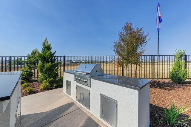 $1,249,990 | 2009 Arbor Rdg Drive, Roseville, CA 95747