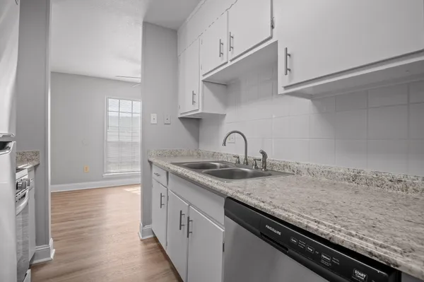 $130,000 | 900 Mountain Creek Road, Unit K144, Chattanooga, TN 37405