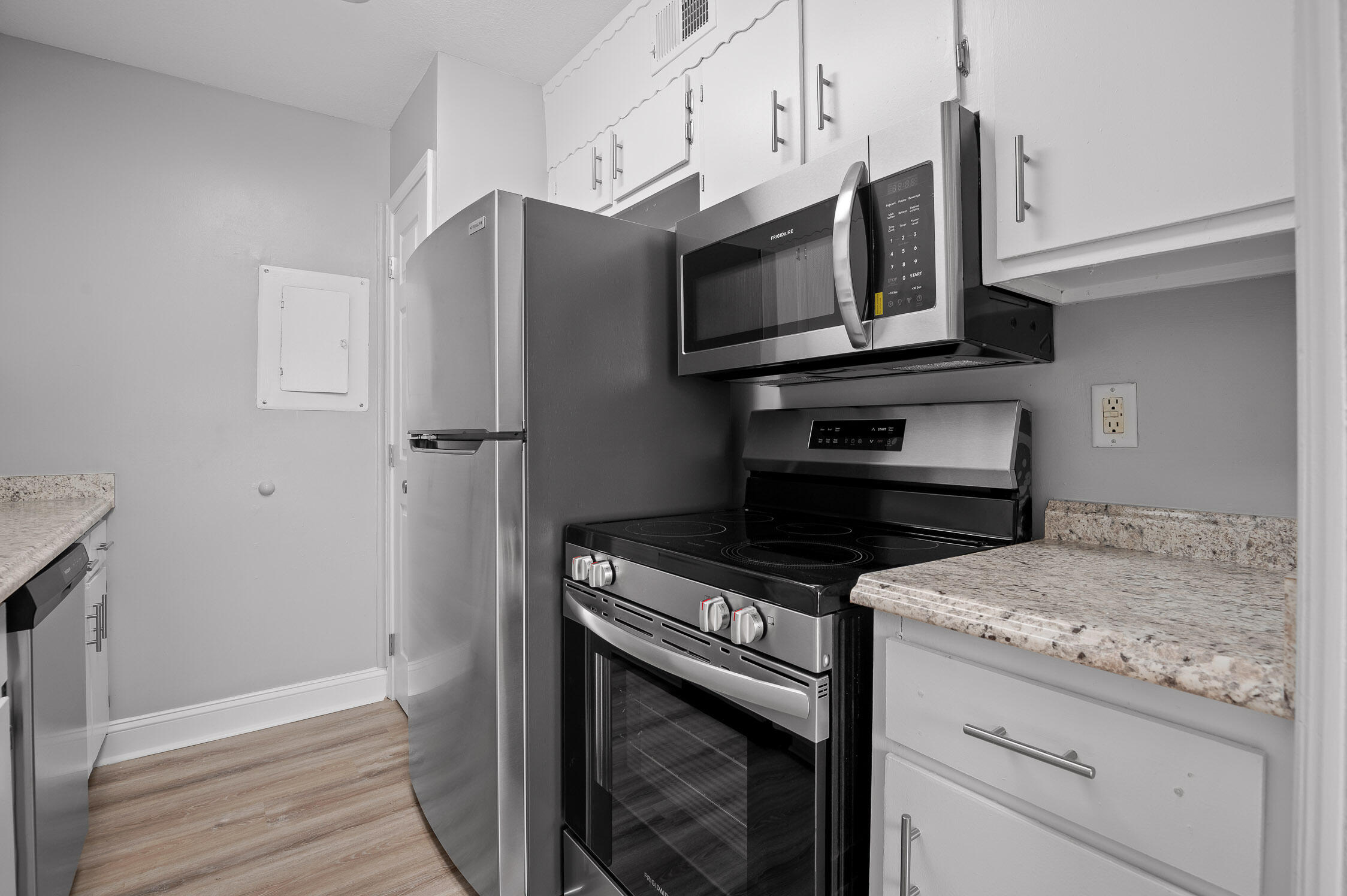 900 Mountain Creek Road, Unit K144 Chattanooga, TN 37405 - Photo 15 of 33 07-Mountain Creek-6