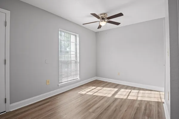 $130,000 | 900 Mountain Creek Road, Unit K144, Chattanooga, TN 37405