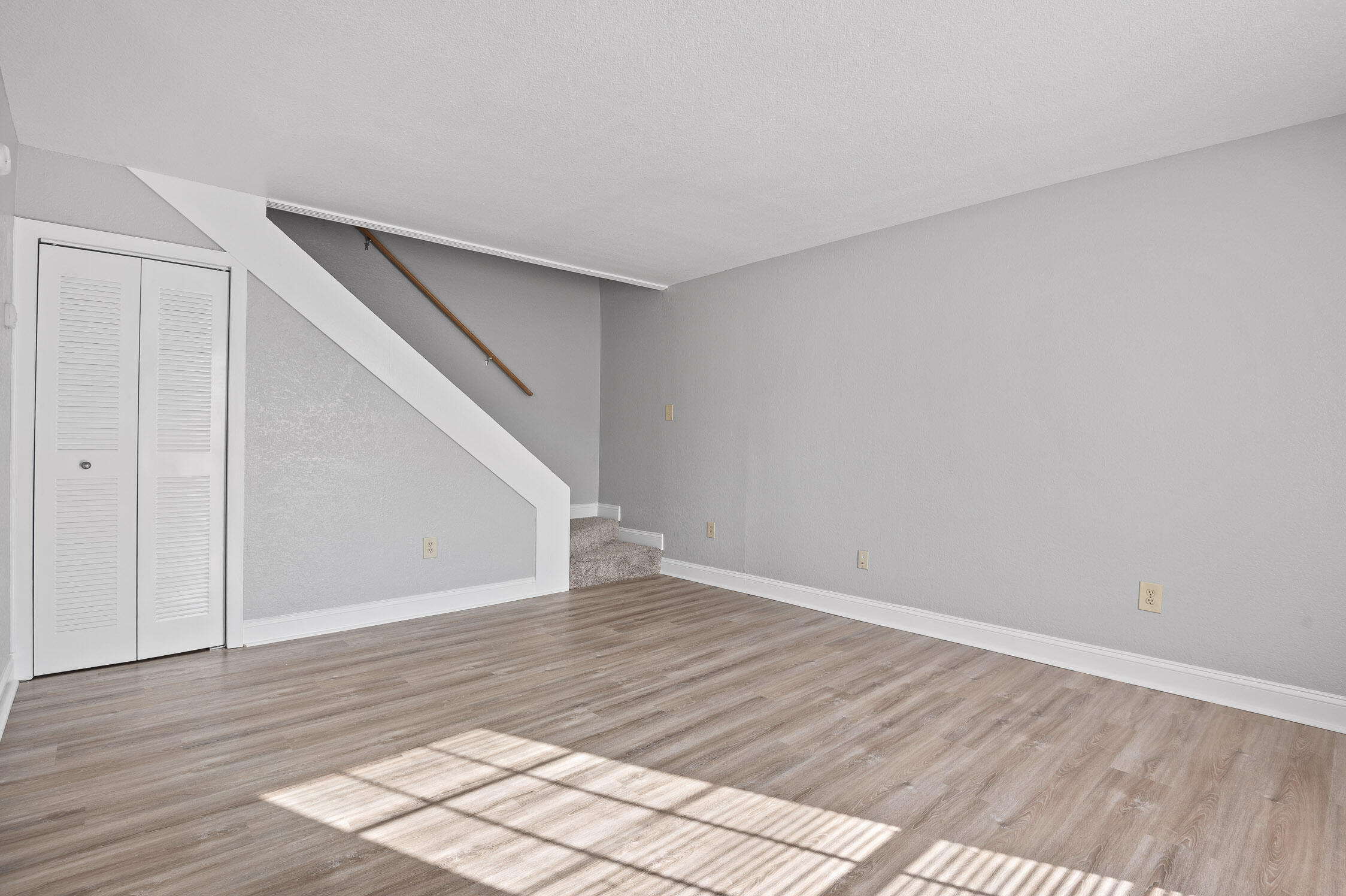 900 Mountain Creek Road, Unit K144 Chattanooga, TN 37405 - Photo 9 of 33 10-Mountain Creek-9