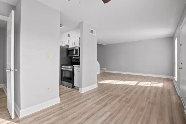 $130,000 | 900 Mountain Creek Road, Unit K144, Chattanooga, TN 37405