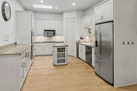 $729,000 | 8623 Royalbrook Court, Dallas, TX 75243