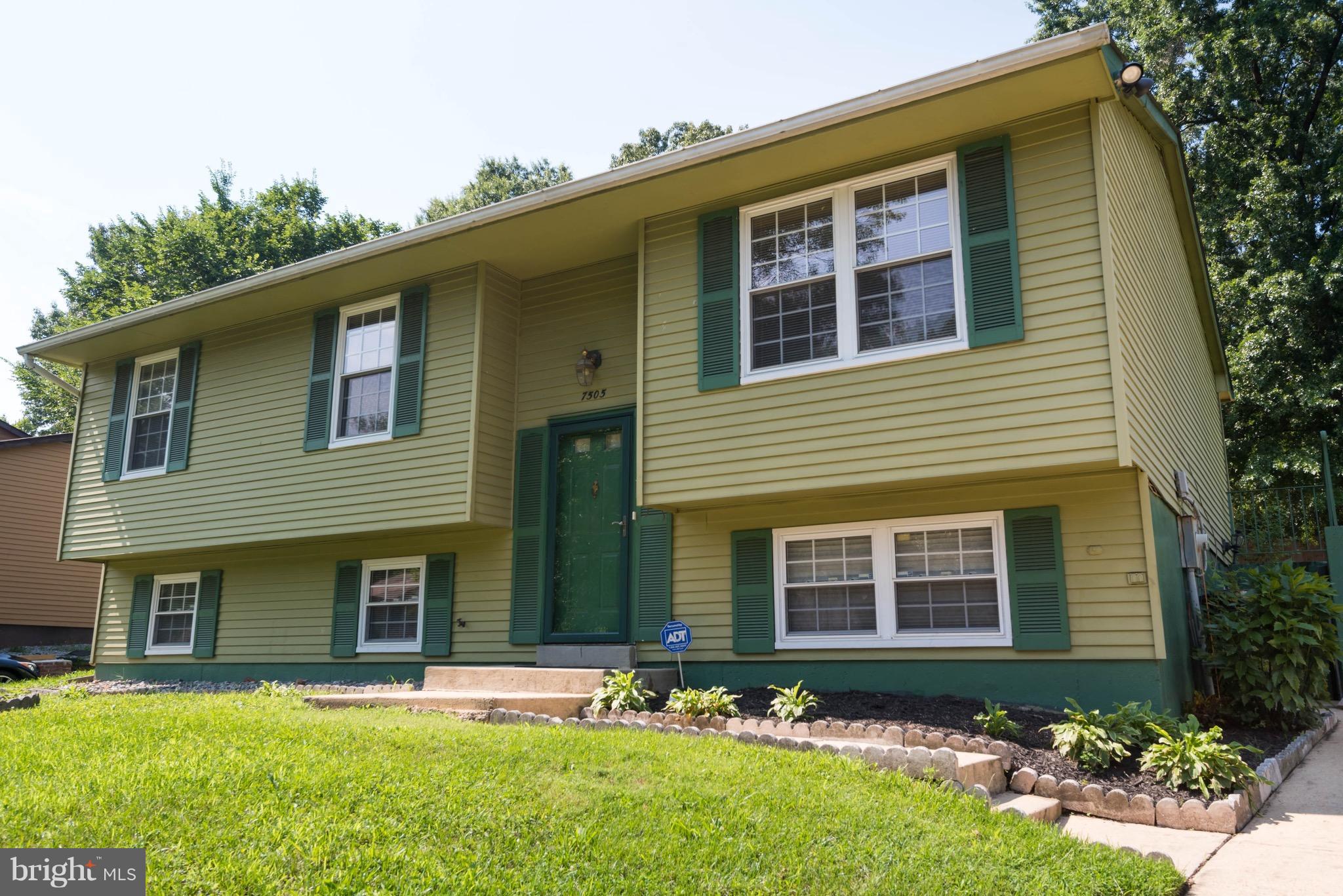 7505 Garrison Road Hyattsville, MD 20784 - Photo 2 of 25 Interior (General)