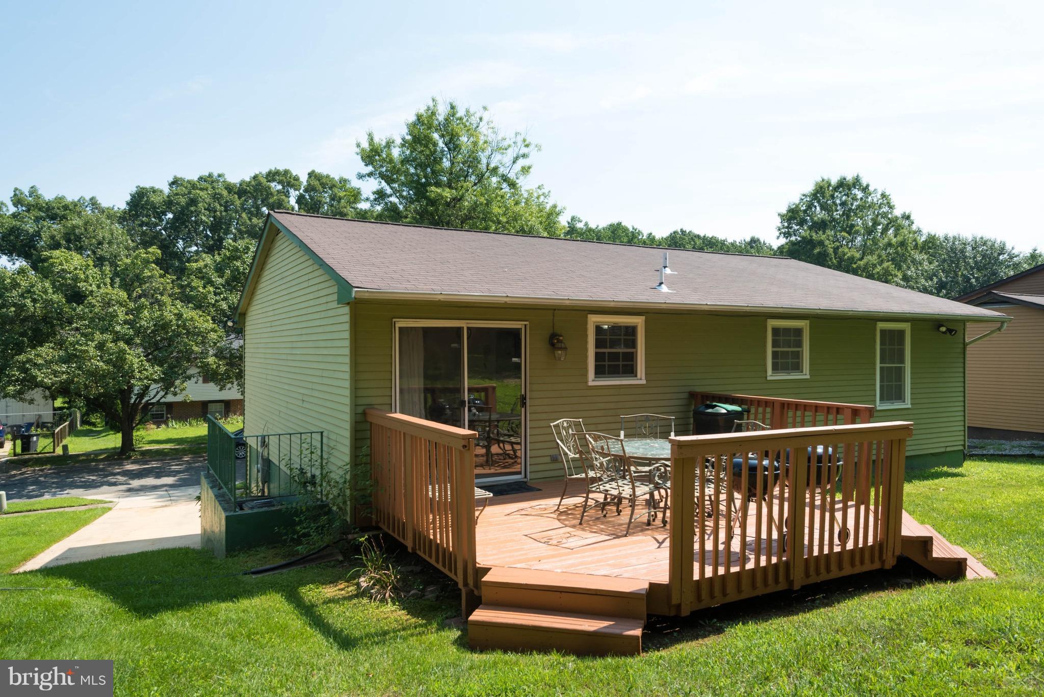 7505 Garrison Road Hyattsville, MD 20784 - Photo 25 of 25 Exterior (Rear)