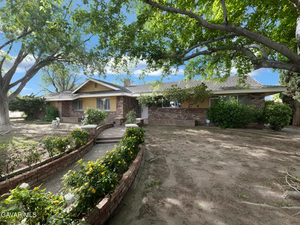 $514,999 | 1150 East Lancaster Boulevard, Lancaster, CA 93535