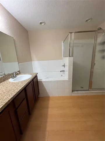 $369,900 | 4562 Turner Oaks Drive, Mulberry, FL 33860