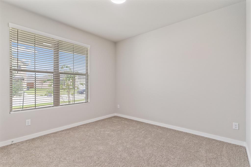 2010 Sandpiper Way Princeton, TX 75407 - Photo 20 of 40 an empty room with a window