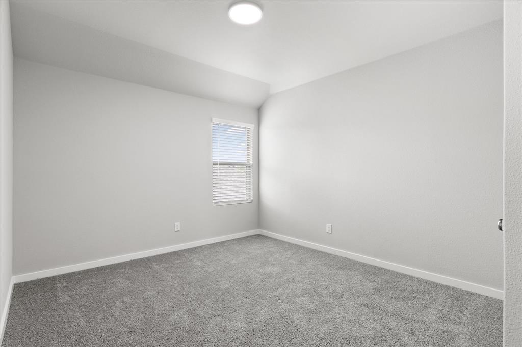 2010 Sandpiper Way Princeton, TX 75407 - Photo 28 of 40 a view of room and window