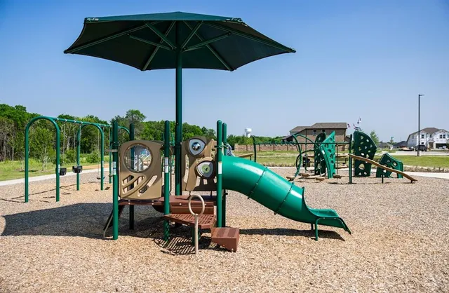 $2,600 | 2010 Sandpiper Way, Princeton, TX 75407