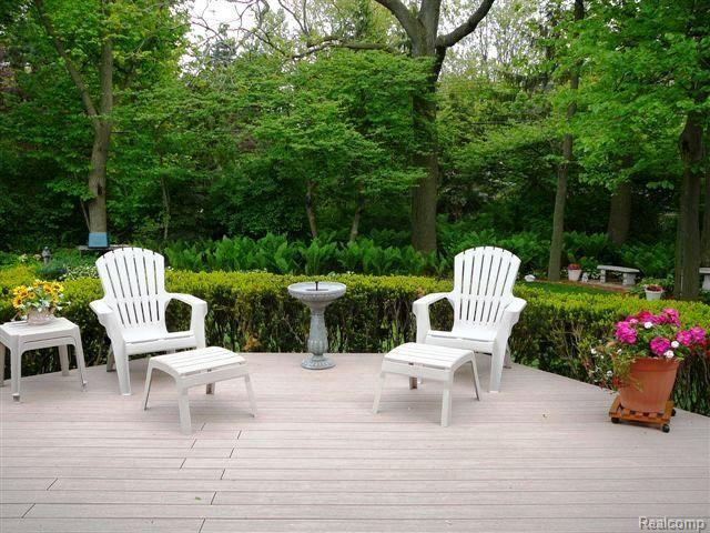 3401 Innsbrook Drive Rochester, MI 48309 - Photo 4 of 23 Composite No Maintenance Deck