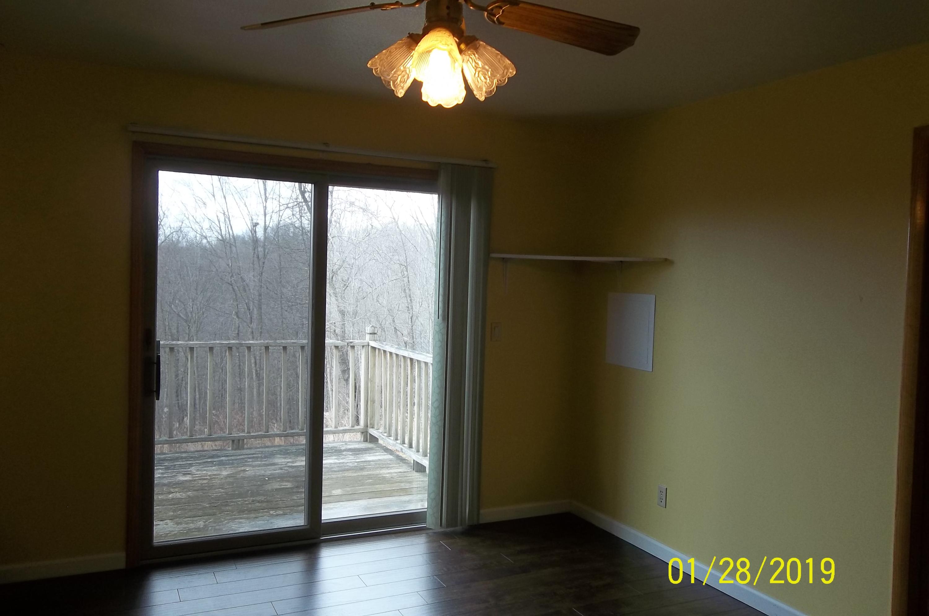 607 Christenson Road Deer Lodge, TN 37726 - Photo 12 of 38 100_1973