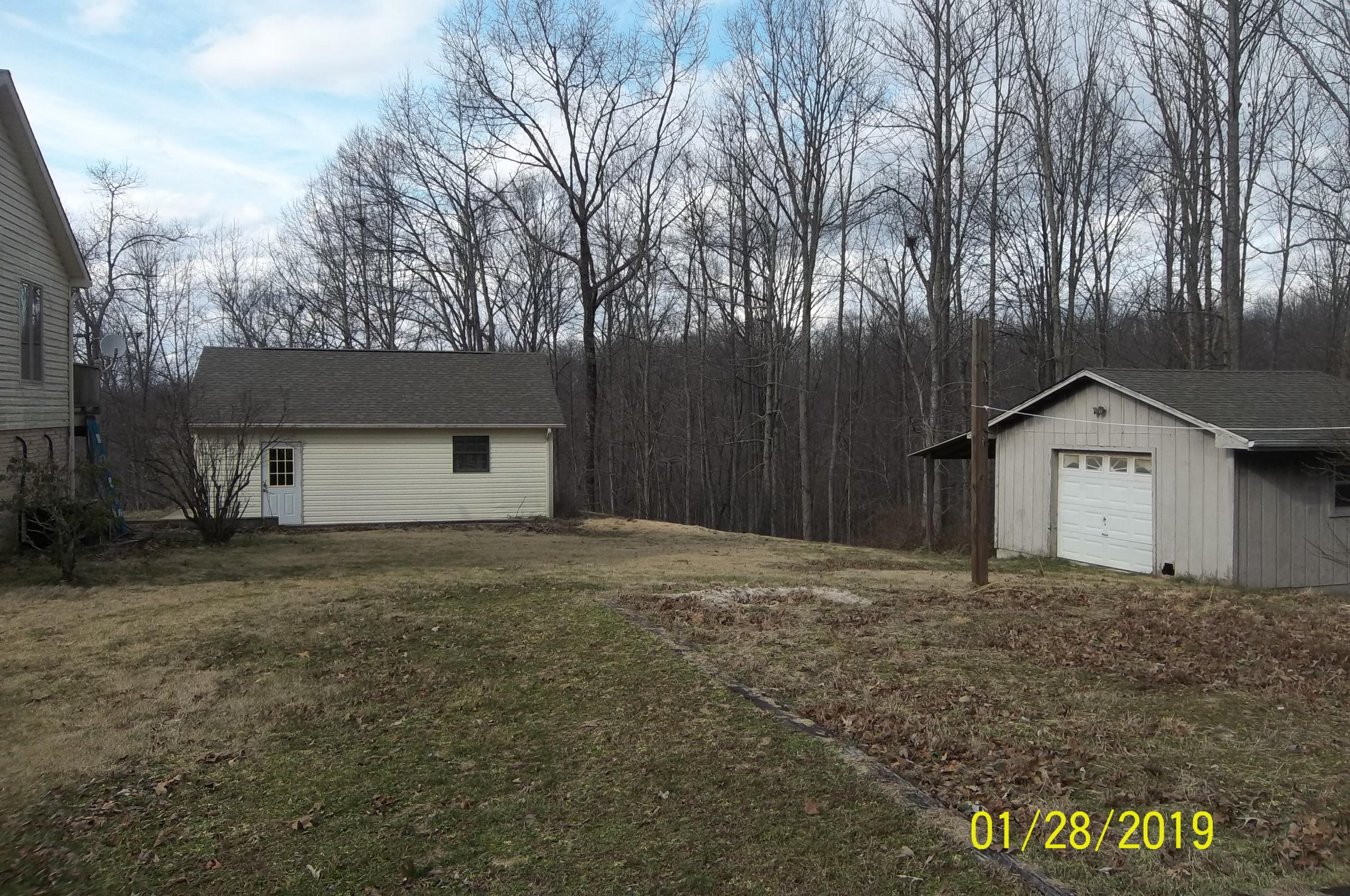 607 Christenson Road Deer Lodge, TN 37726 - Photo 6 of 38 100_1982